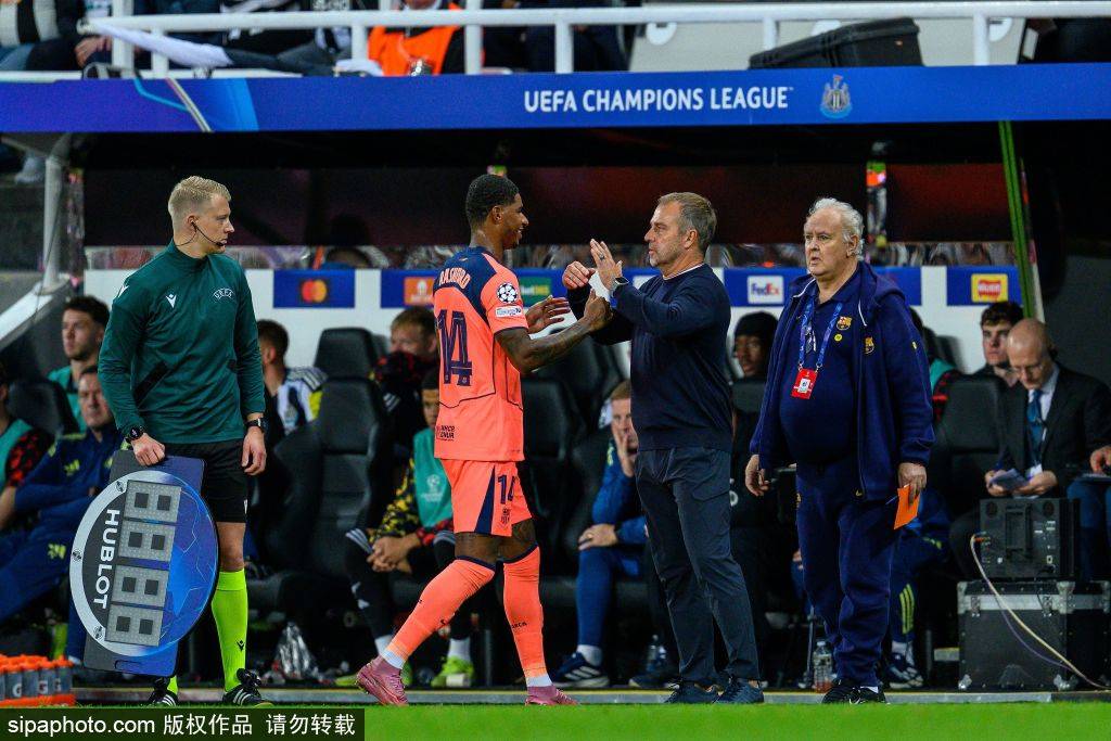 延边龙鼎 vs 上海嘉定汇龙_巴萨3比0大胜赫塔菲:费兰·托雷斯上演‘鲨鱼’级表演